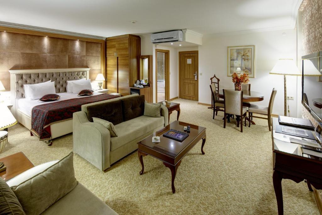 Buruciye Hotel Sivas Kamer foto